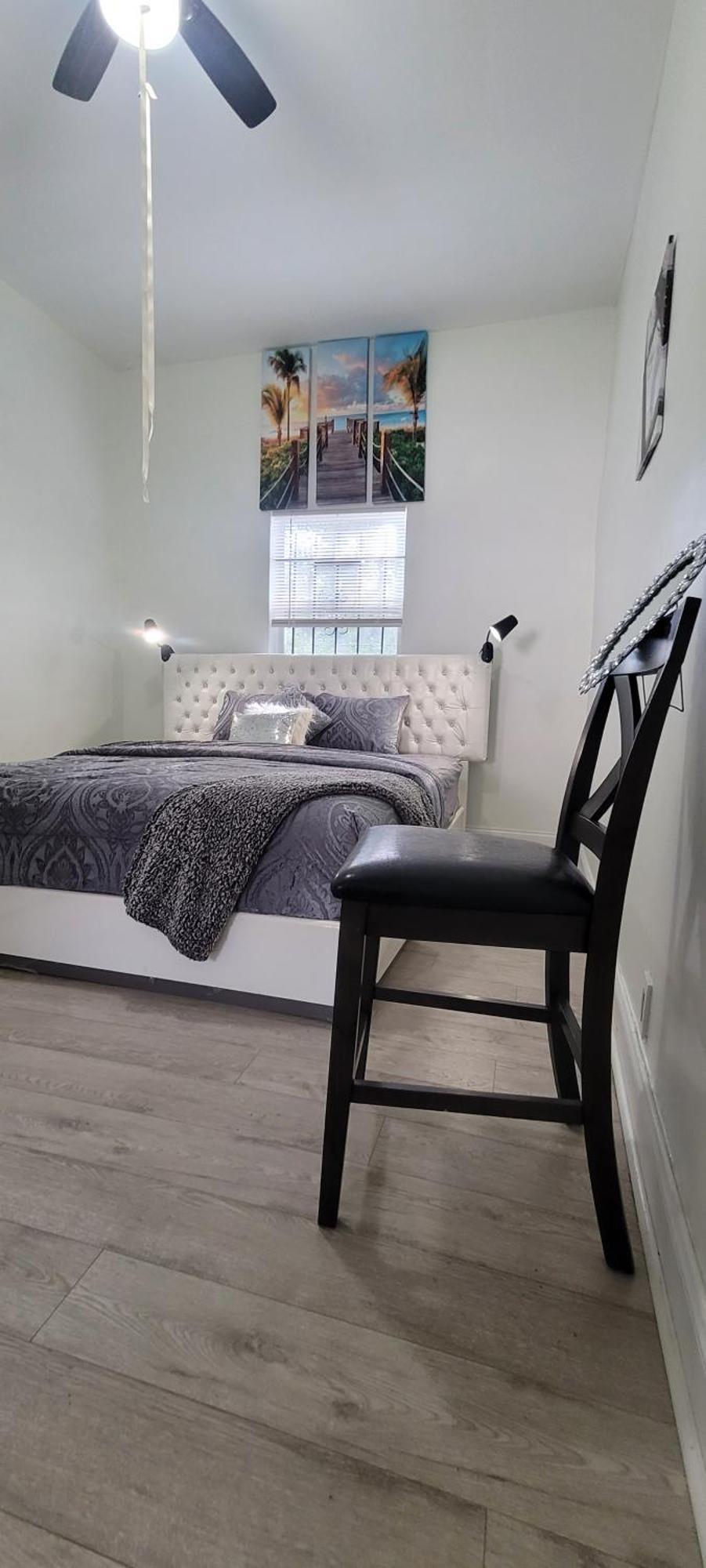 Large, Central, Lovely & Cozy 4Bed/2Bath - House By Everbank Stadium Jacksonville Buitenkant foto